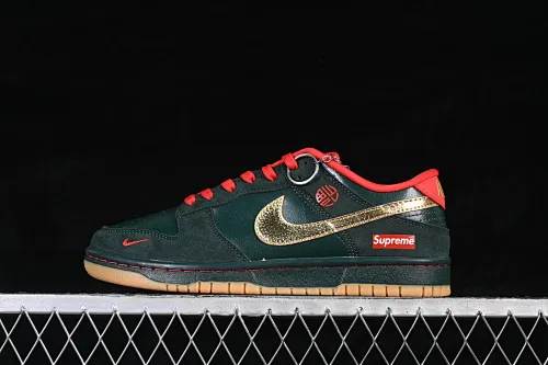 All categories Nk SB Dunk Series Nk SB Dunk Low High-end customized low-top sneakers Nike SB Dunk Low Year of the Horse limited edition Pine green gilt High-end customized low-top casual sneakers NH0601-484